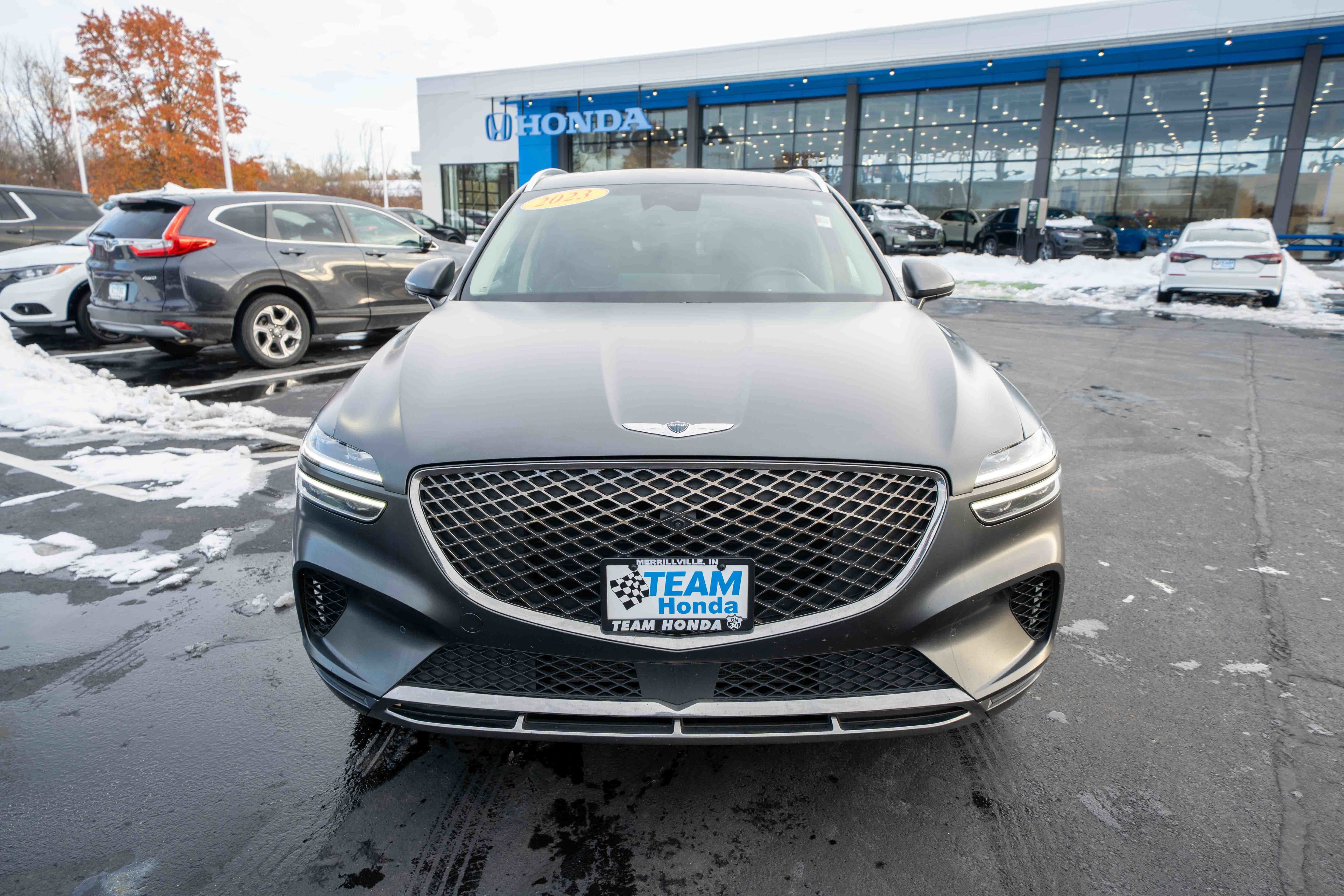 Used 2023 Genesis GV70 2.5T w/ Advanced Package image 2