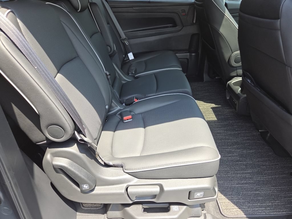 Certified 2026 Honda Odyssey Elite image 28