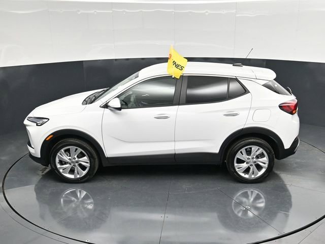 Used 2025 Buick Encore GX Preferred image 50