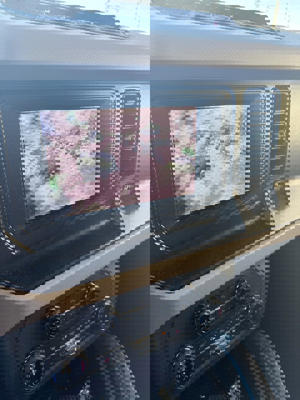 Used 2022 Ford Bronco Wildtrak image 7