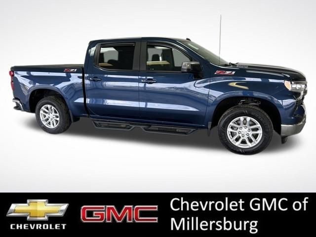 Used 2023 Chevrolet Silverado 1500 LT w/ Z71 Off-Road Package AWD/4WD image 2