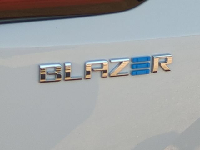 Certified 2026 Chevrolet Blazer EV LT FWD image 10