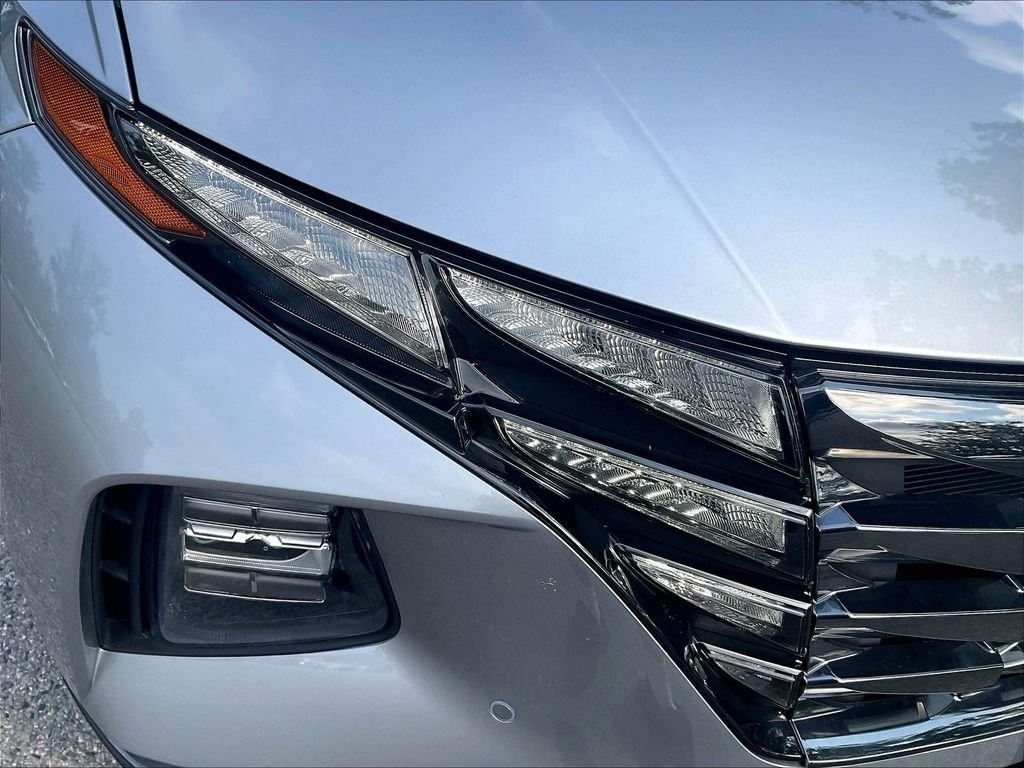 Used 2023 Hyundai Tucson Limited AWD/4WD image 32