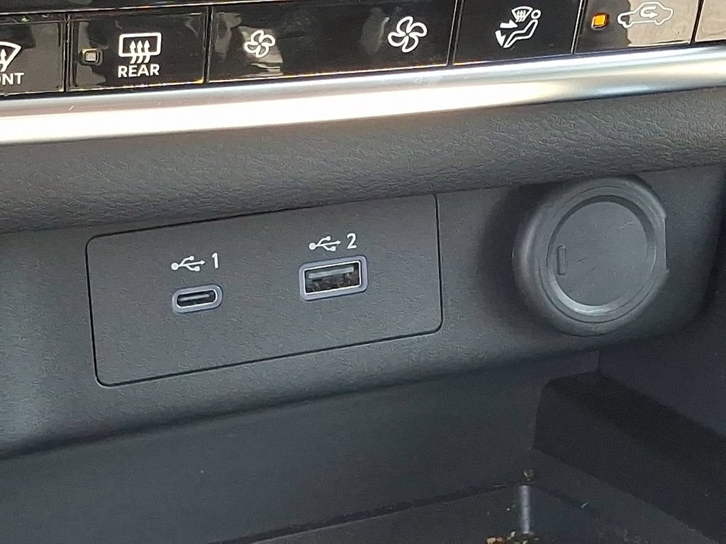 Certified 2023 Nissan Rogue SV AWD/4WD image 25