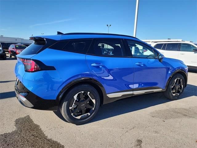 New 2026 Kia Sportage SX image 2