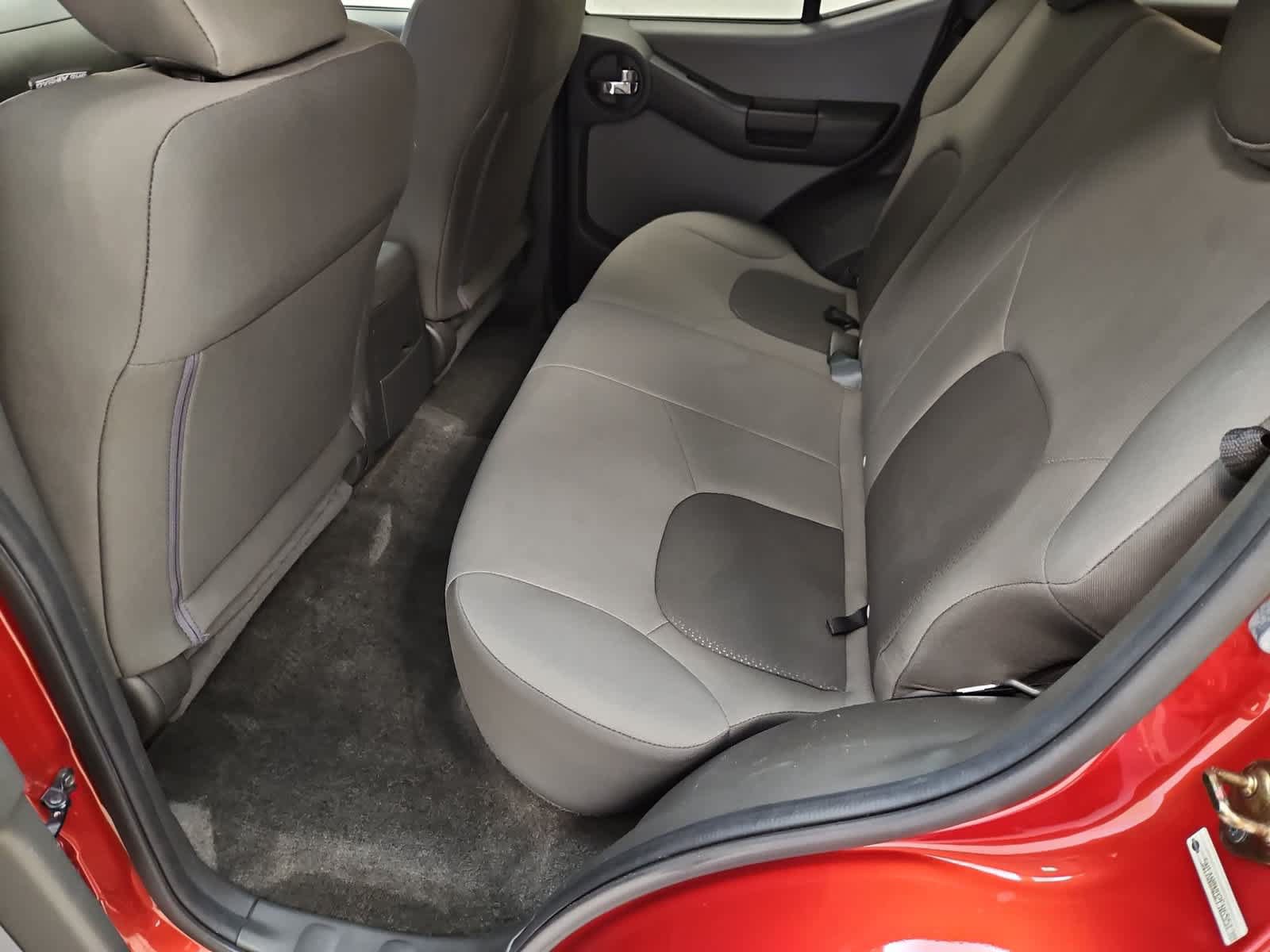 Used 2015 Nissan Xterra S w/ Value Package RWD image 16