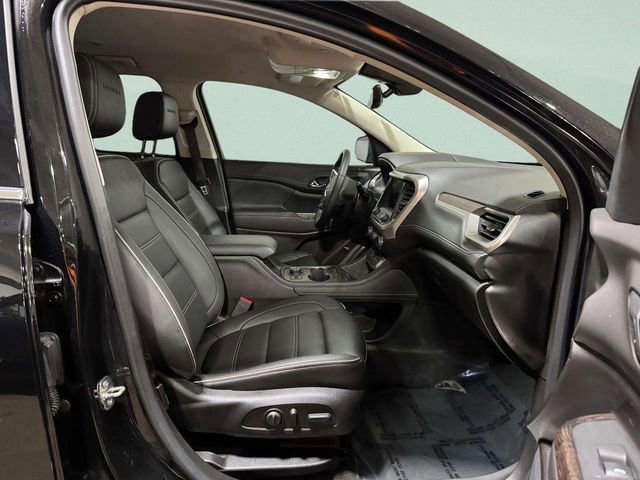 Used 2023 GMC Acadia Denali w/ Denali Technology Package image 31