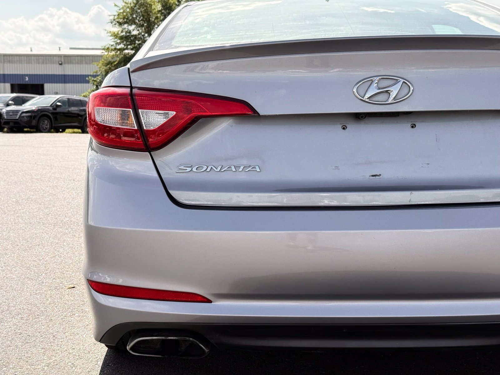 Used 2015 Hyundai Sonata Sport w/ Option Group 03 FWD image 9
