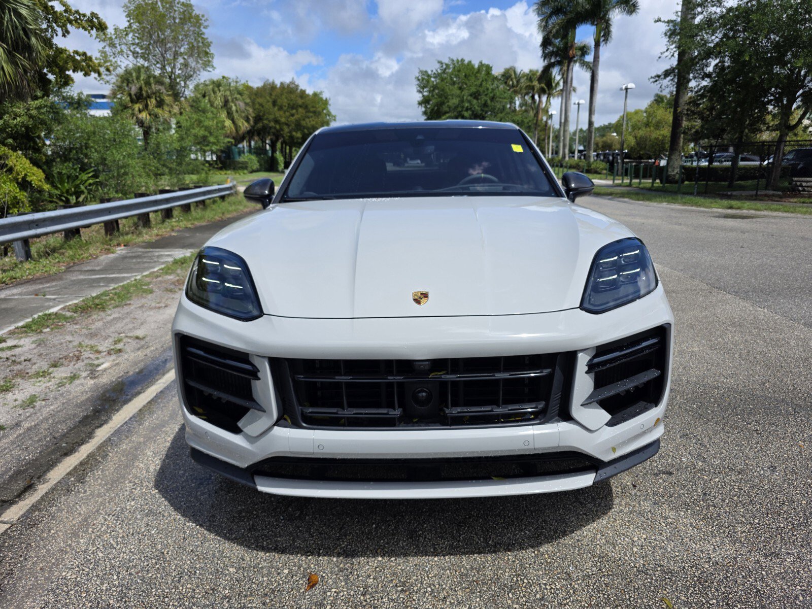 Used 2024 Porsche Cayenne Turbo GT image 8