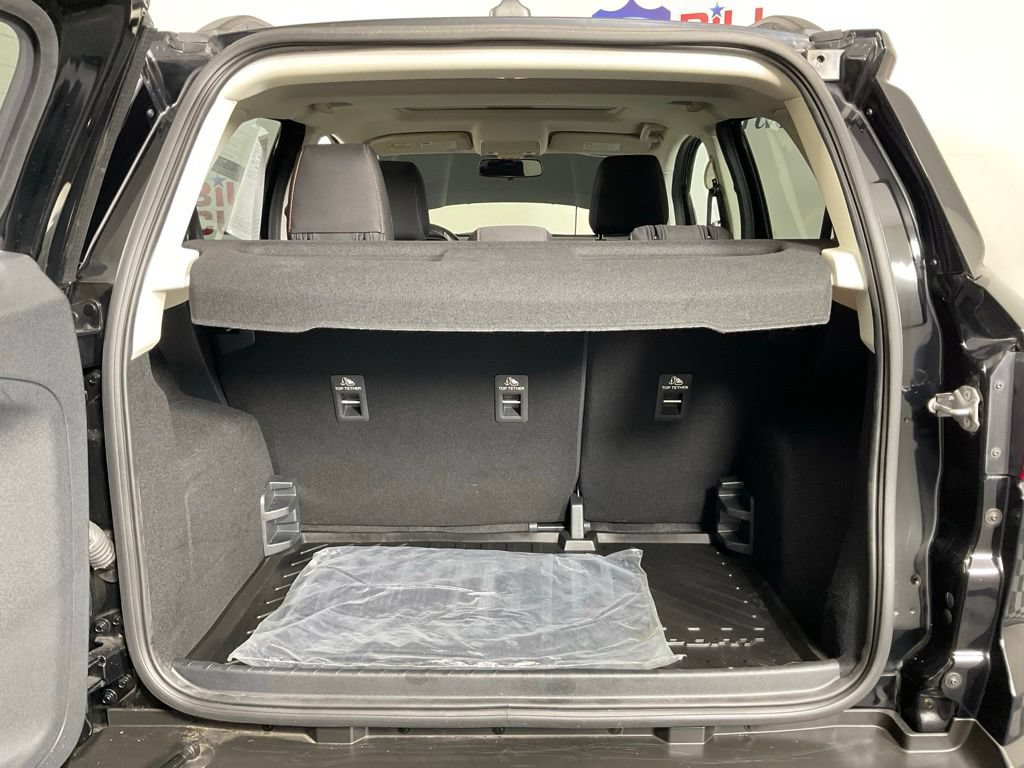 Used 2021 Ford EcoSport SE w/ SE Convenience Package FWD image 11