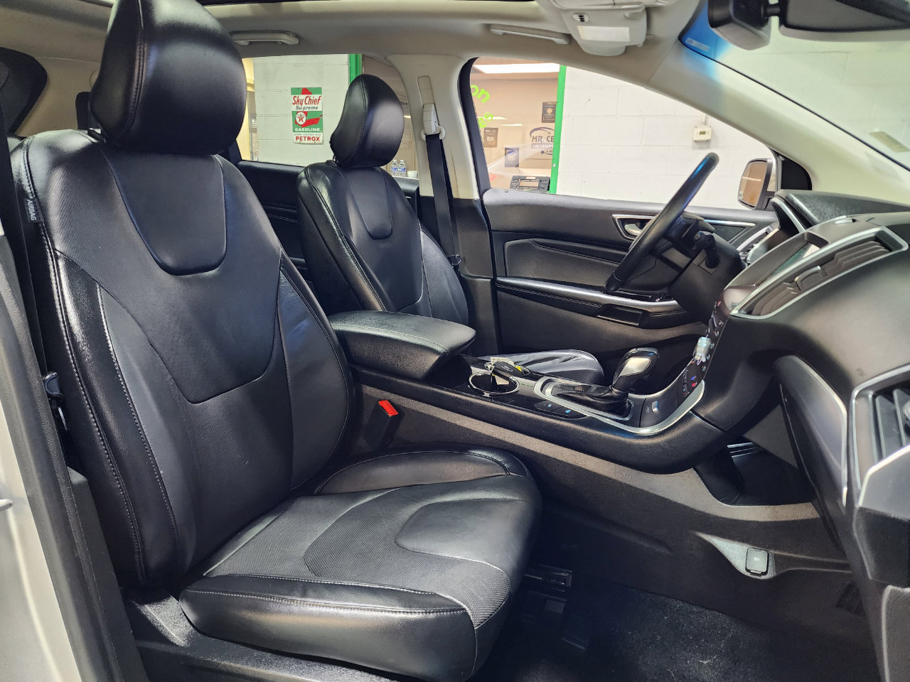 Used 2017 Ford Edge Titanium w/ Equipment Group 302A image 24