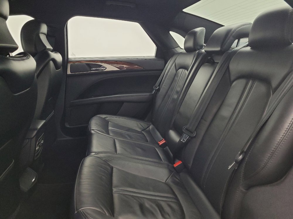 Used 2017 Lincoln MKZ Select FWD image 18