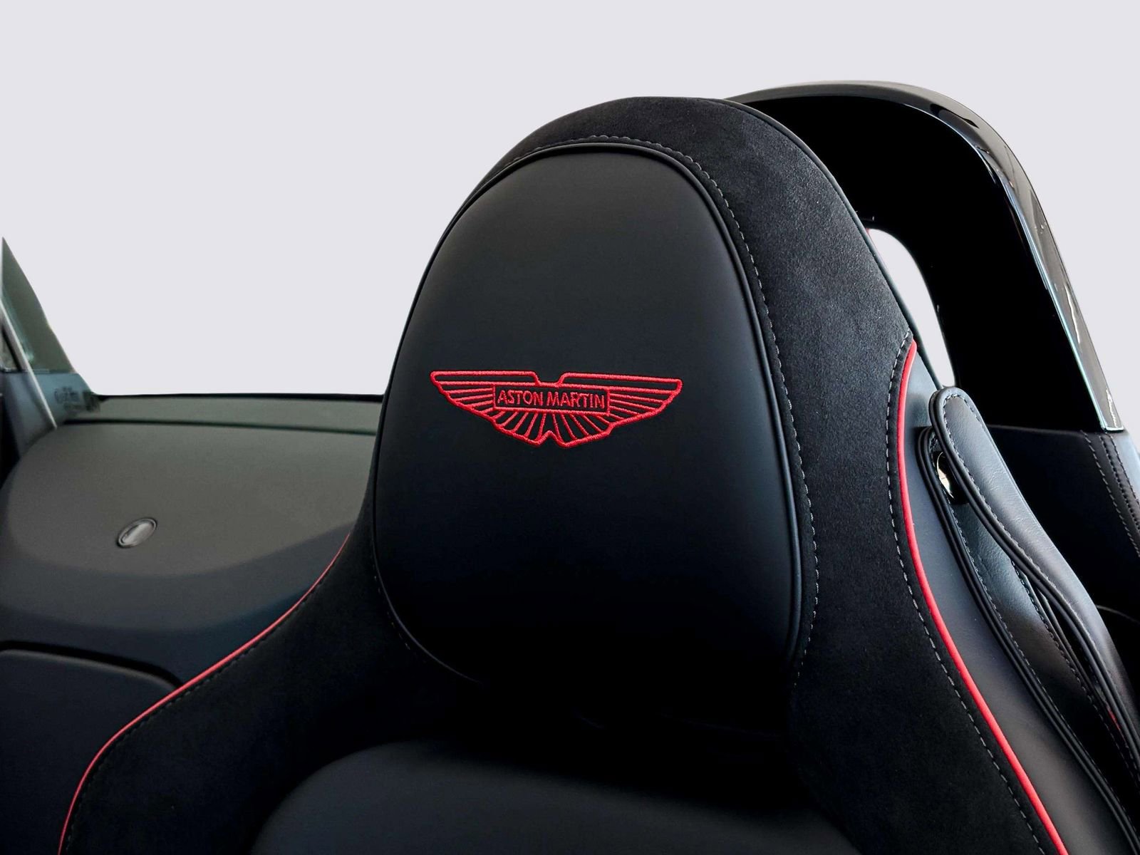 New 2026 Aston Martin V8 Vantage S image 23