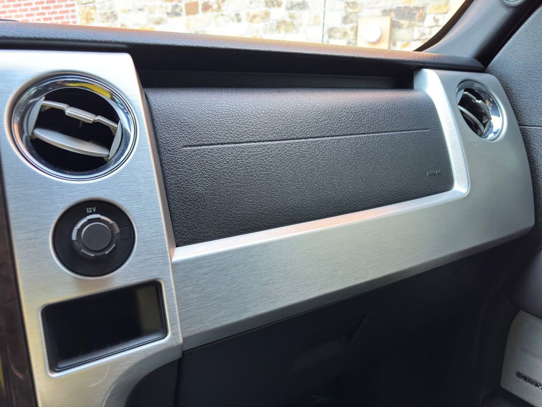 Used 2013 Ford F150 Platinum image 30