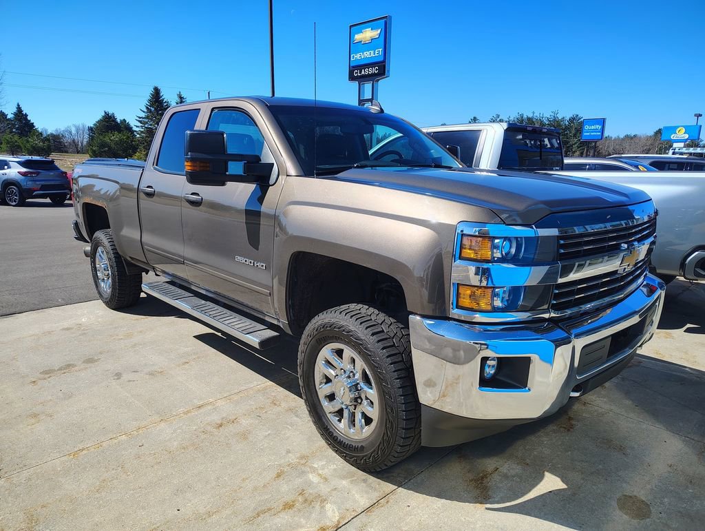 Used 2015 Chevrolet Silverado 2500 LT w/ LT Convenience Package image 2