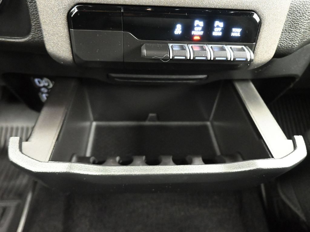 Used 2025 RAM 1500 Tradesman w/ Night Edition AWD/4WD image 24
