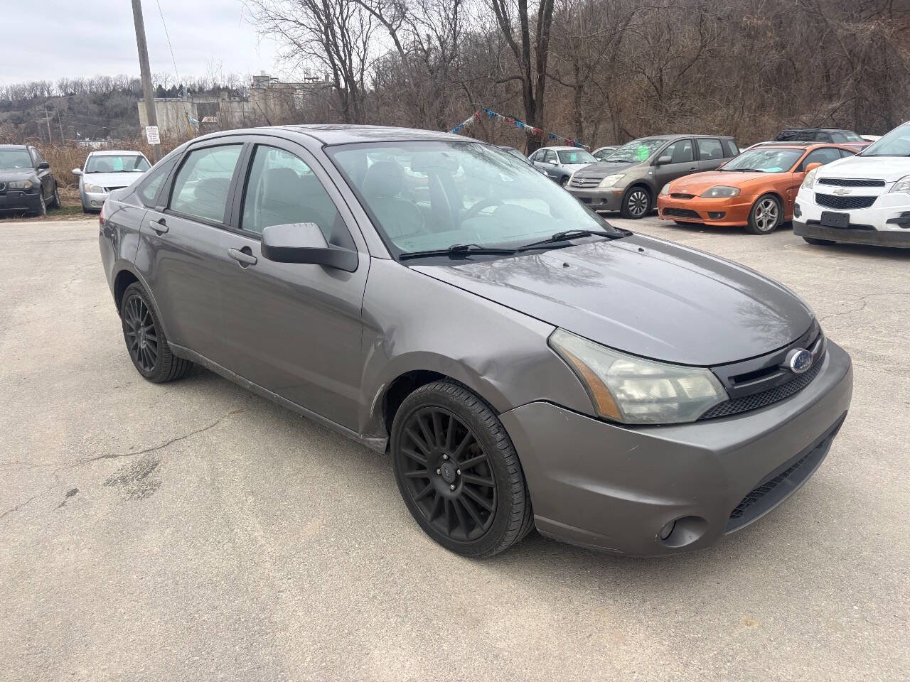 Used 2010 Ford Focus SES image 4