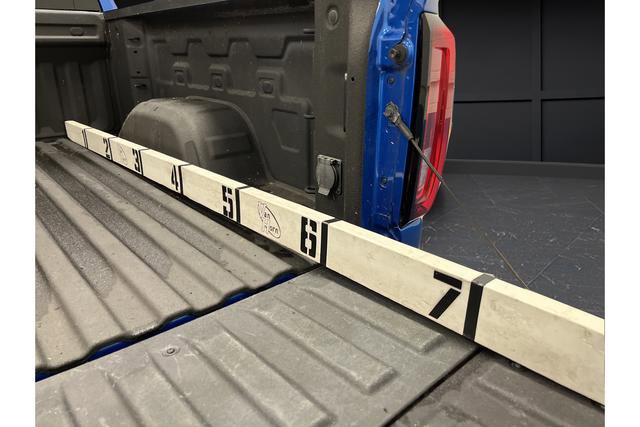 Used 2023 GMC Sierra 1500 AT4 w/ Technology Package image 15