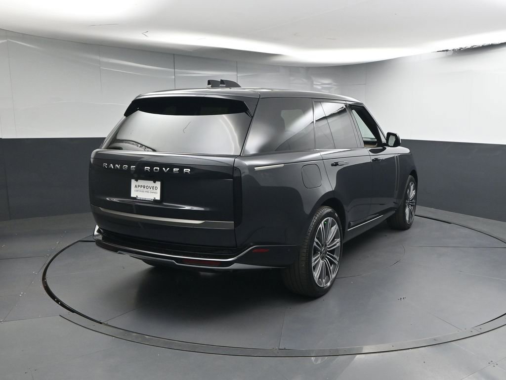 Used 2025 Land Rover Range Rover SE AWD/4WD image 22