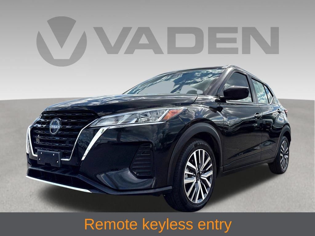 Used 2024 Nissan Kicks SV FWD image 3