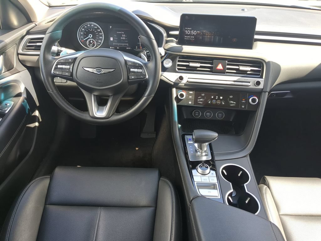 Used 2025 Genesis G70 2.5T RWD image 13