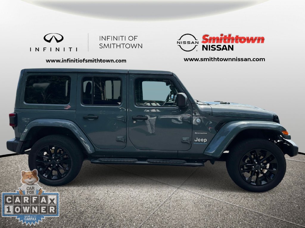 Used 2024 Jeep Wrangler Unlimited Sahara w/ Technology Group AWD/4WD image 7