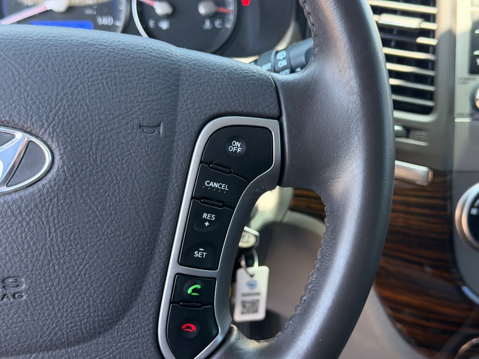 Used 2011 Hyundai Santa Fe SE FWD image 21