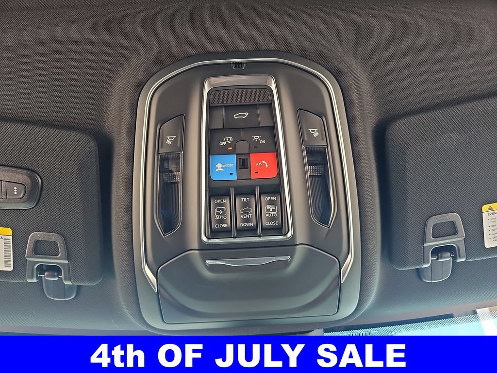 New 2026 Jeep Grand Cherokee L Limited w/ Limited Altitude Package AWD/4WD image 33