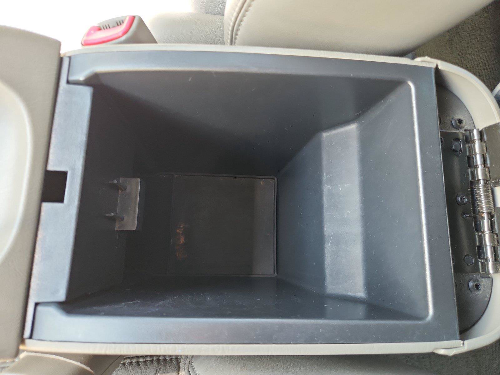 Used 2004 Chevrolet Impala SS w/ Preferred Equipment Group FWD image 27