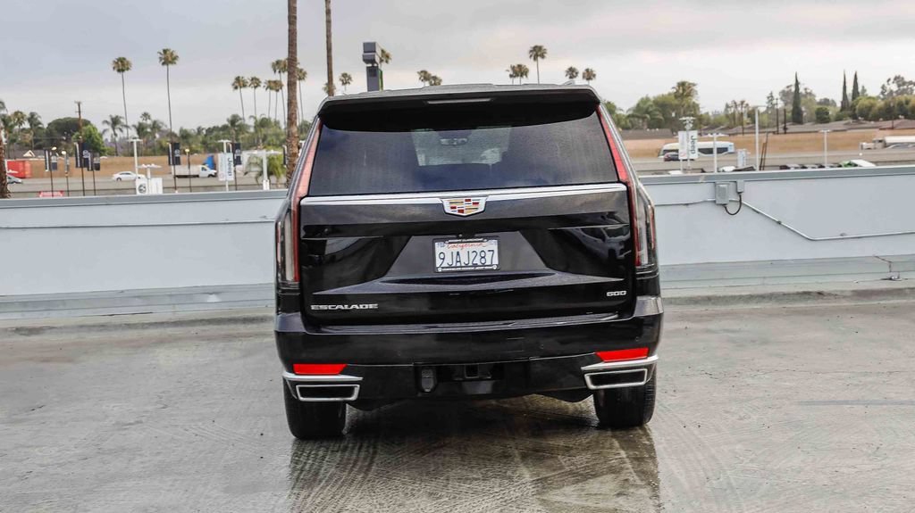Used 2024 Cadillac Escalade ESV Premium Luxury Platinum AWD/4WD image 8