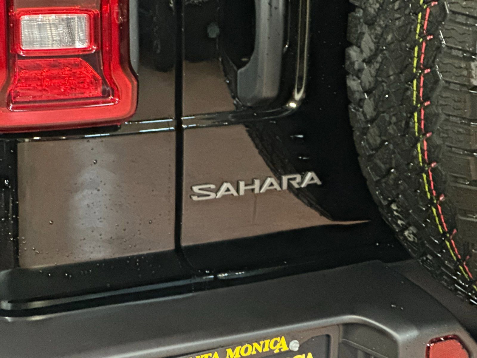 New 2025 Jeep Wrangler Sahara w/ Safety Group AWD/4WD image 26