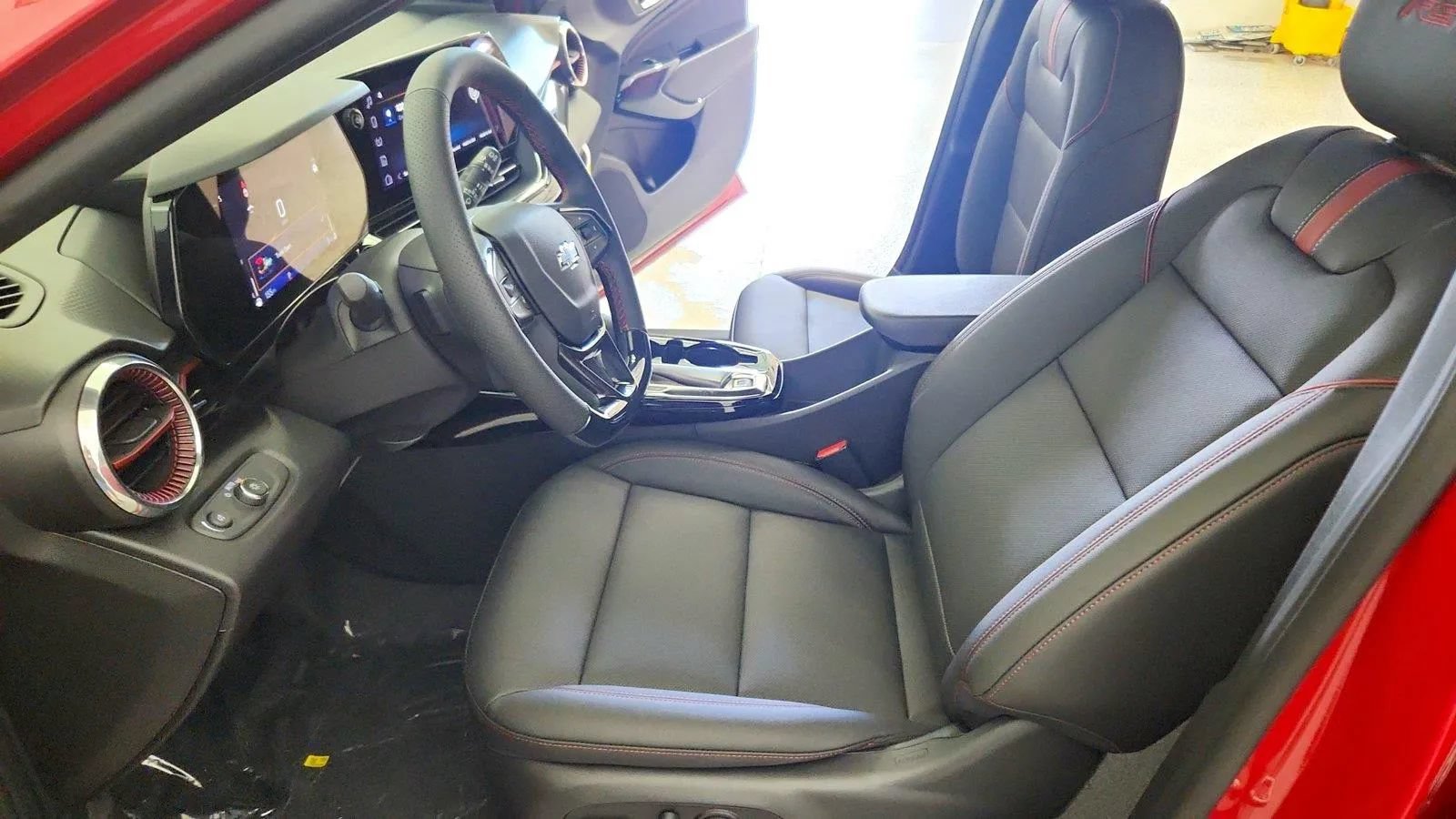 New 2026 Chevrolet Trax RS w/ Driver Confidence Package FWD image 15