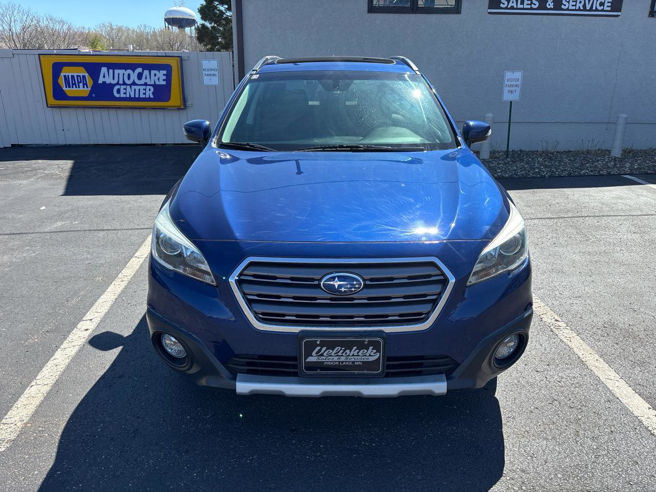 Used 2017 Subaru Outback 2.5i Touring AWD/4WD image 8