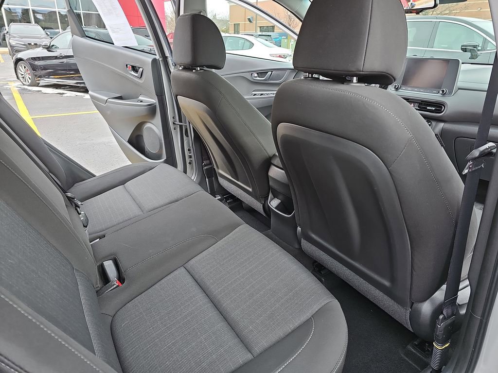 Used 2023 Hyundai Kona SEL image 11