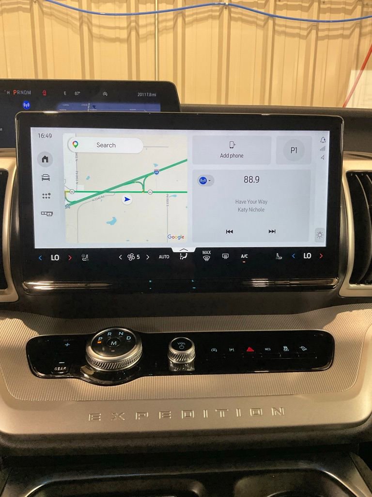 Used 2025 Ford Expedition Max Active AWD/4WD image 25