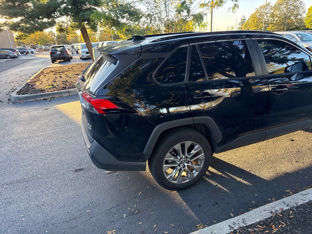 Used 2025 Toyota RAV4 XLE Premium w/ Weather Package AWD/4WD image 5