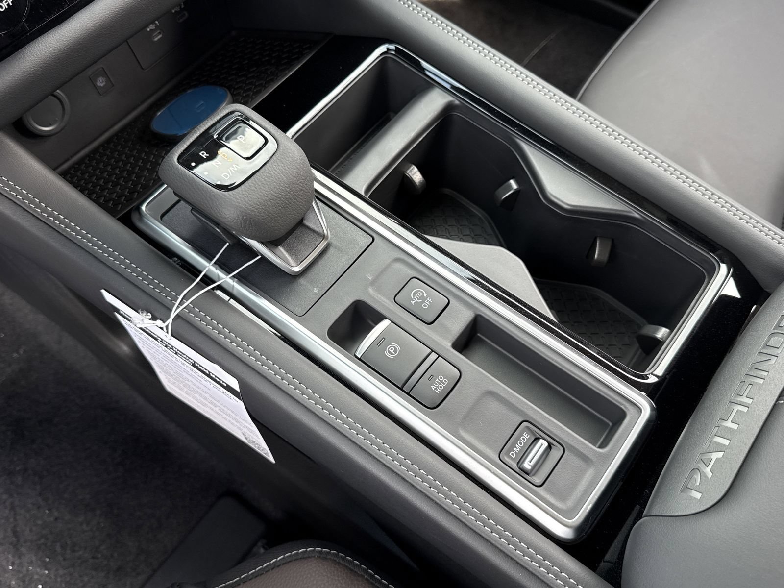 New 2026 Nissan Pathfinder Platinum FWD image 10