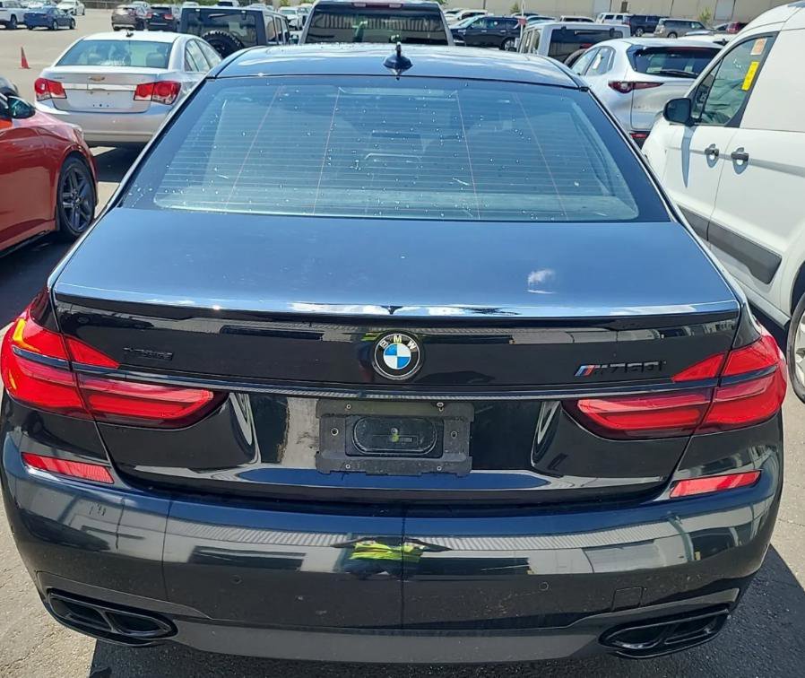 Used 2018 BMW M760i xDrive AWD/4WD image 5