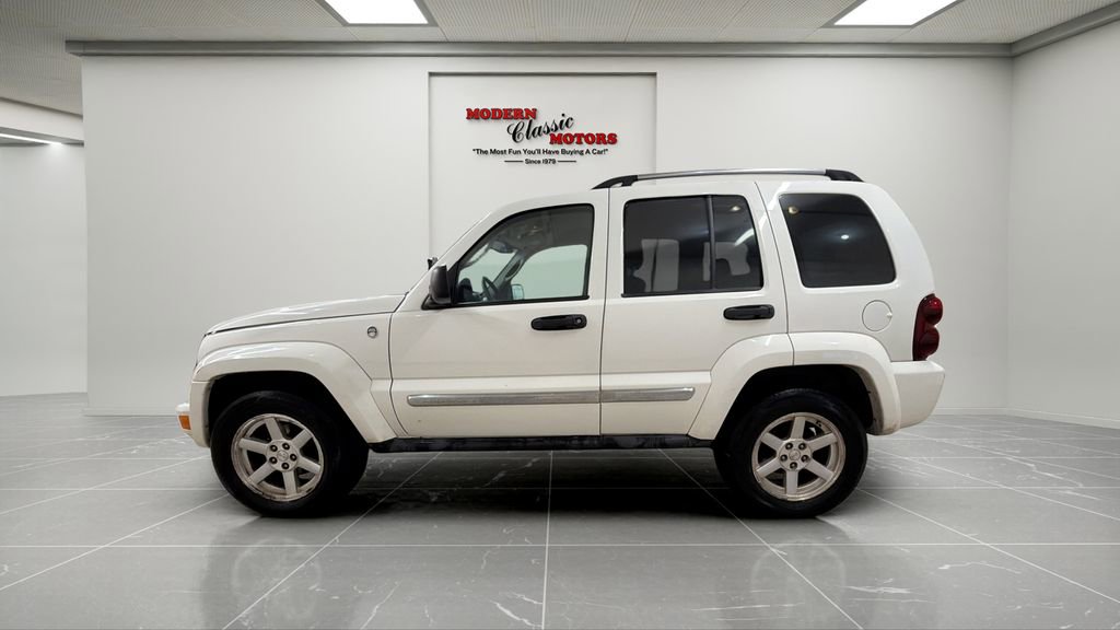 Used 2006 Jeep Liberty Limited AWD/4WD image 2