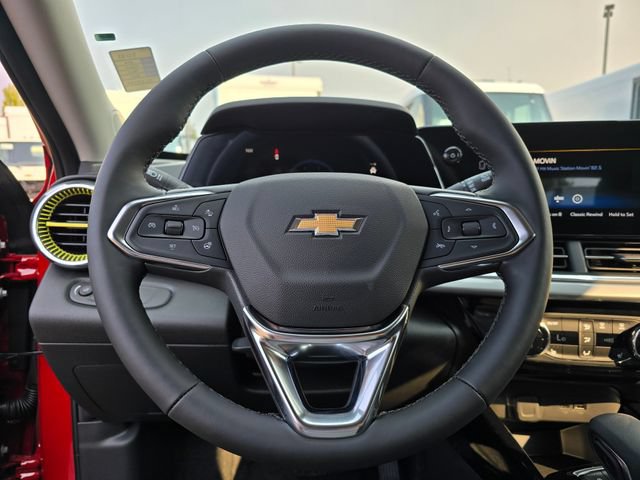 New 2026 Chevrolet Trax LT w/ LT Convenience Package FWD image 23