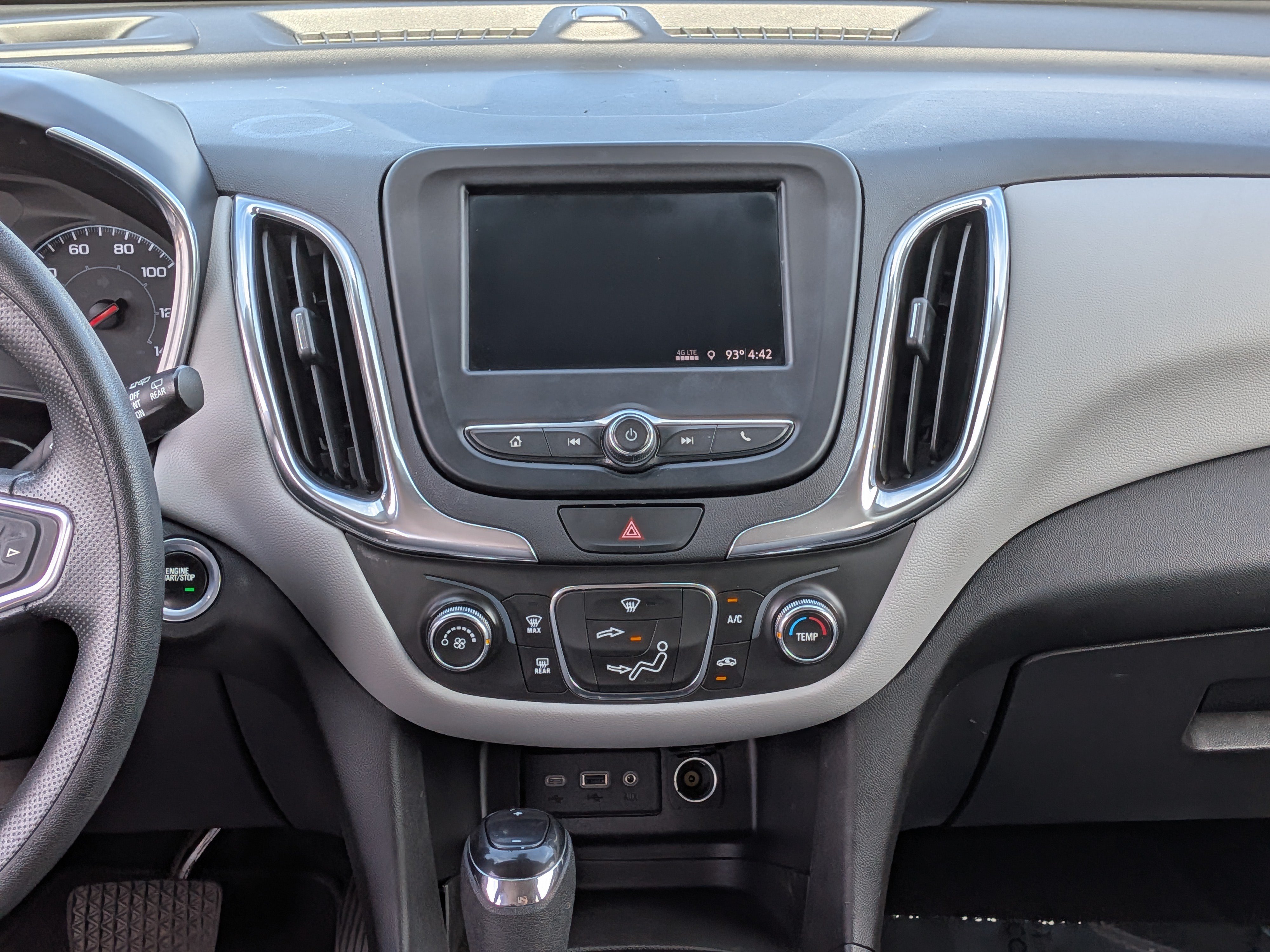 Used 2021 Chevrolet Equinox LS w/ LS Convenience Package FWD image 19