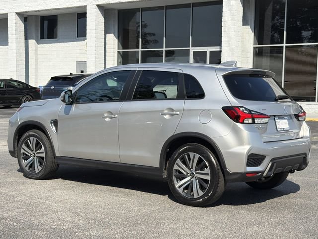 Used 2024 Mitsubishi Outlander Sport SE AWD/4WD image 3