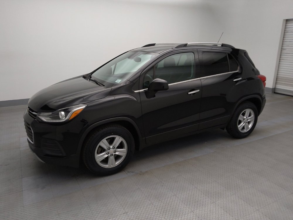 Used 2020 Chevrolet Trax LT w/ LT Convenience Package image 2