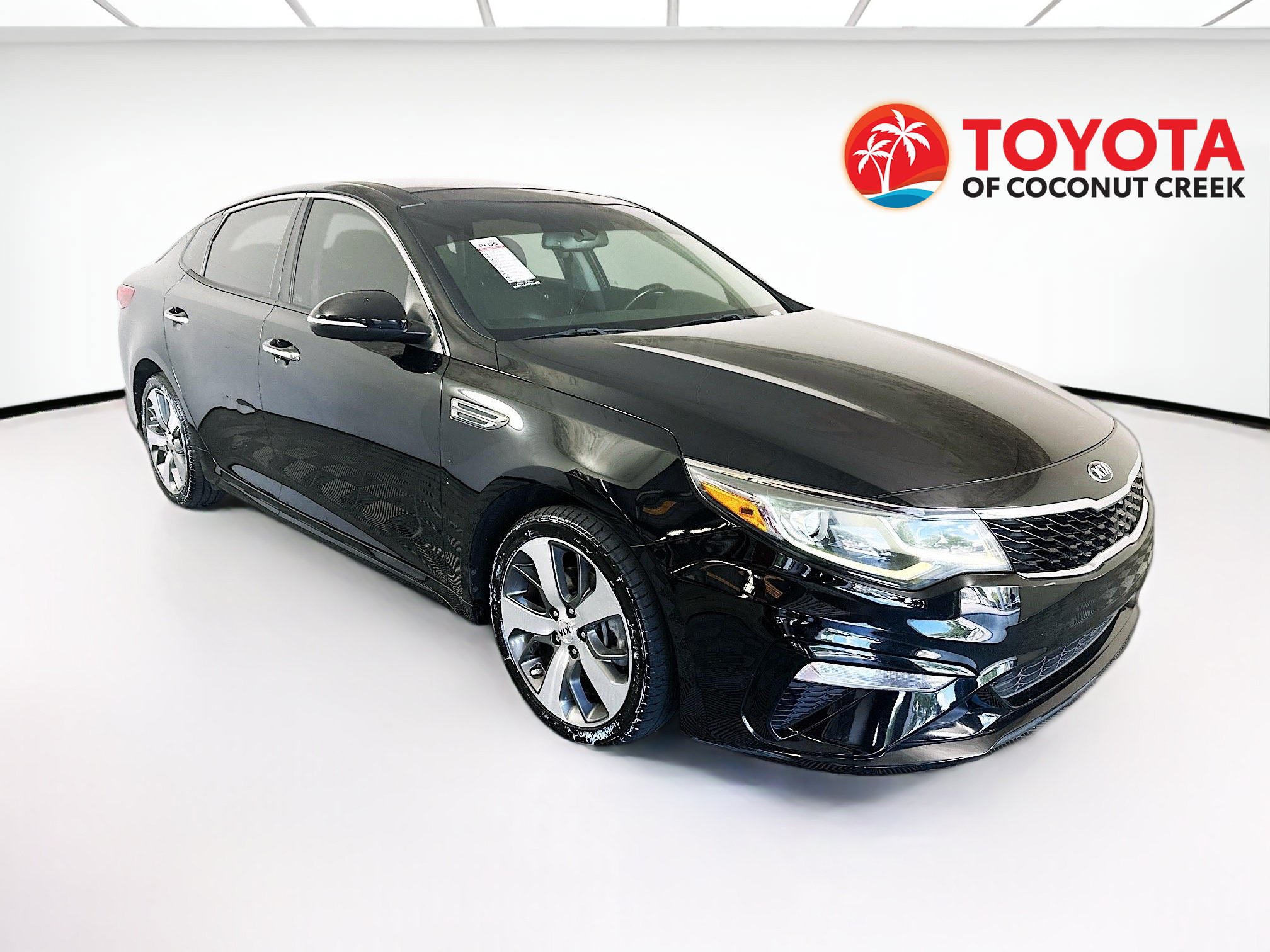 Used 2019 Kia Optima S w/ S Panoramic Sunroof Package FWD video 1