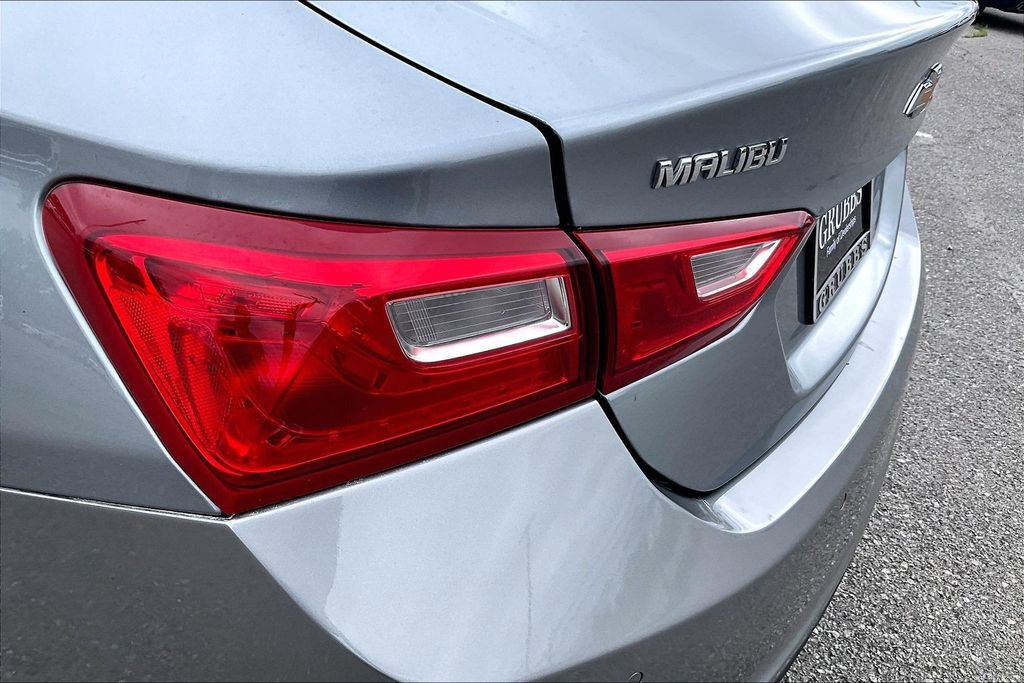 Used 2025 Chevrolet Malibu LT FWD image 40
