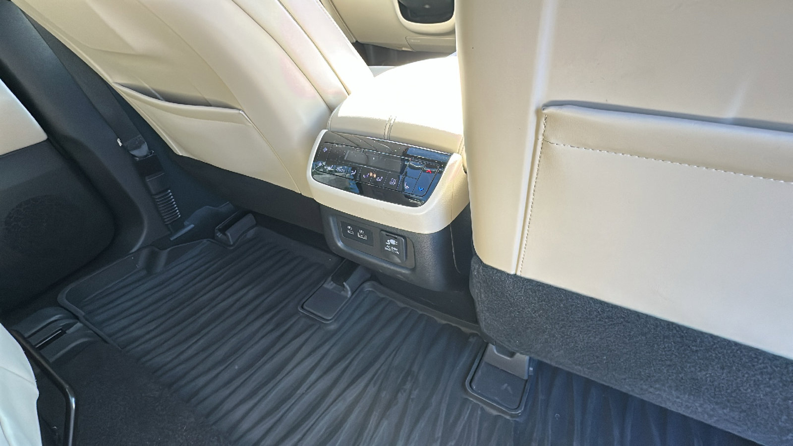 Certified 2022 INFINITI QX60 Sensory w/ Cargo Package image 26