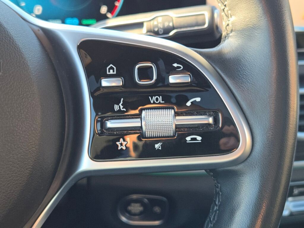 Used 2022 Mercedes-Benz GLS 450 4MATIC image 34