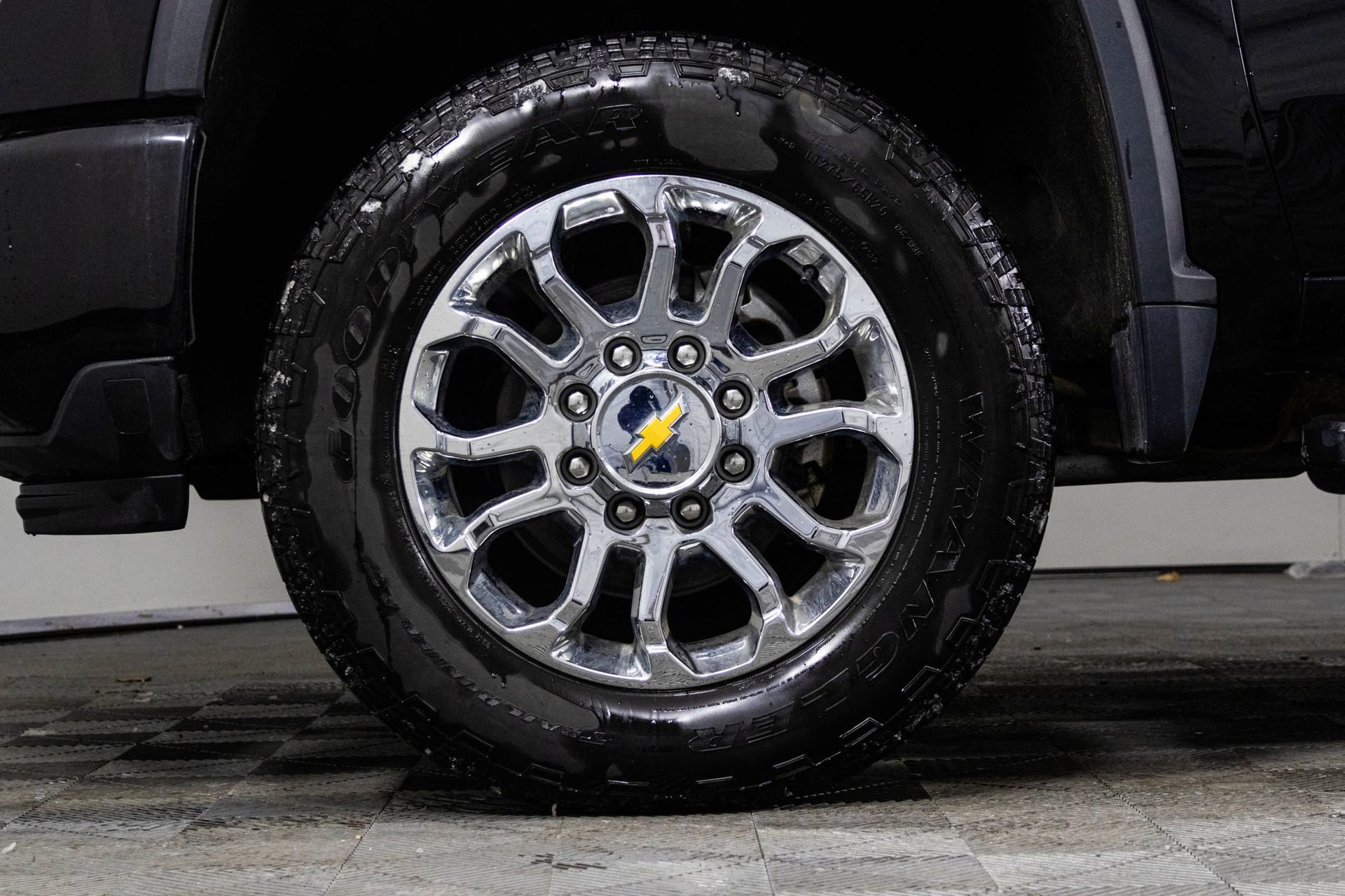 Used 2024 Chevrolet Silverado 2500 LTZ w/ LTZ Plus Package image 47