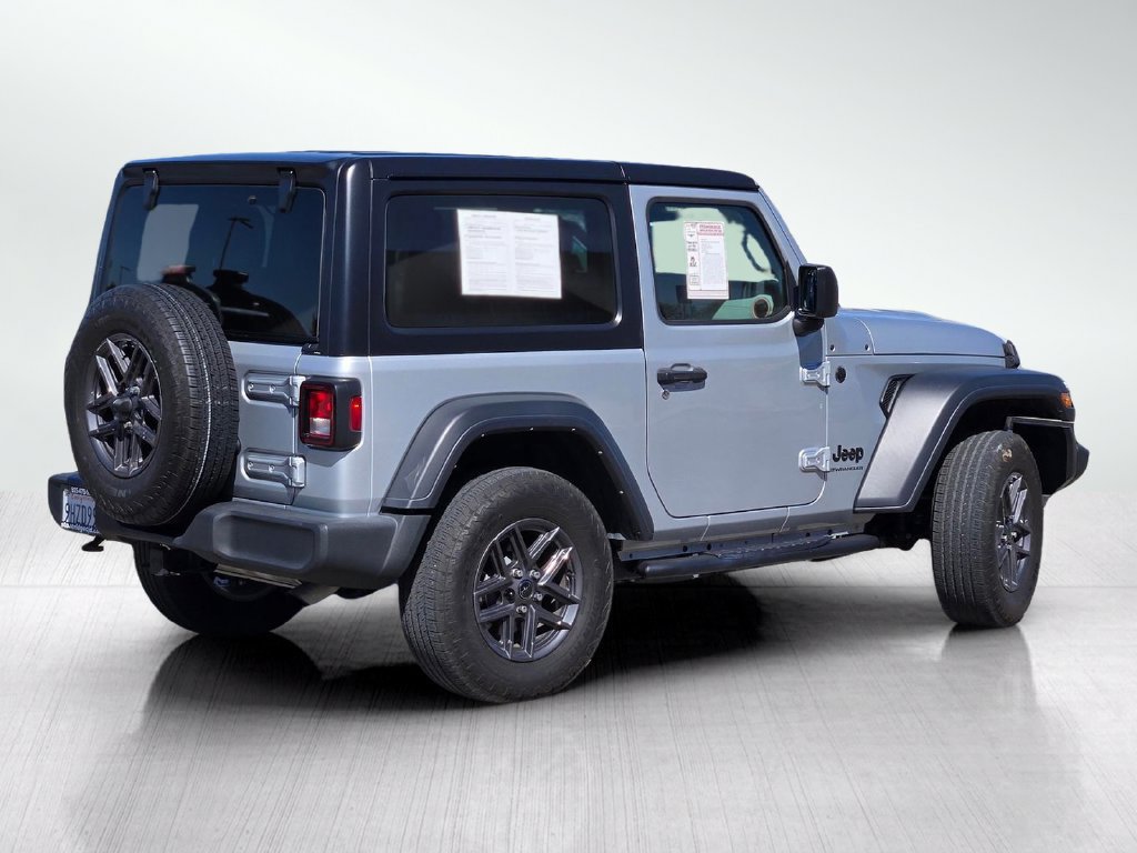Used 2024 Jeep Wrangler Sport AWD/4WD image 4