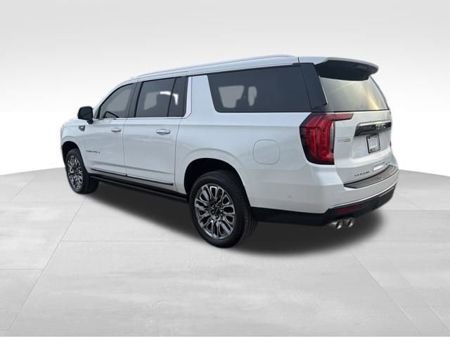 Used 2024 GMC Yukon XL Denali Ultimate image 10